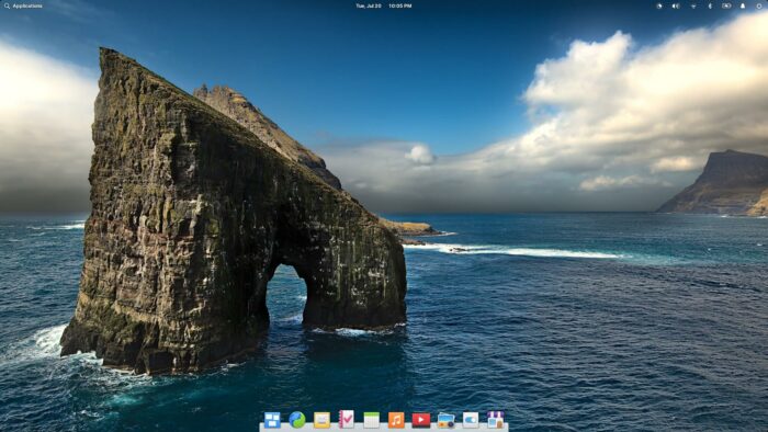 default elementaryOS desktop